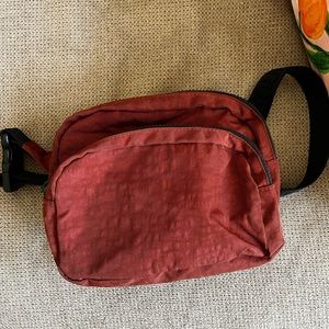 Baggu Chesnut Fanny Pack!